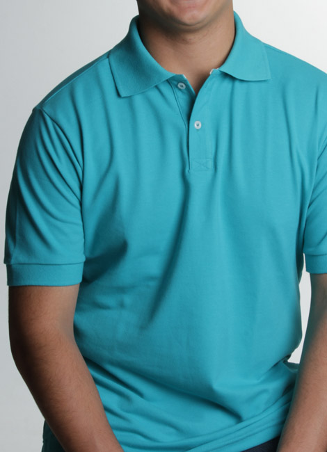 confecção de camisa azul polo masculina com bordado