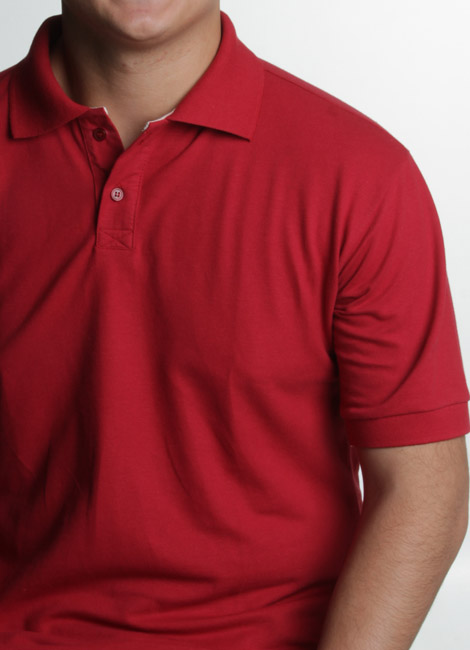 confecção de camisa vermelho polo masculina com bordado